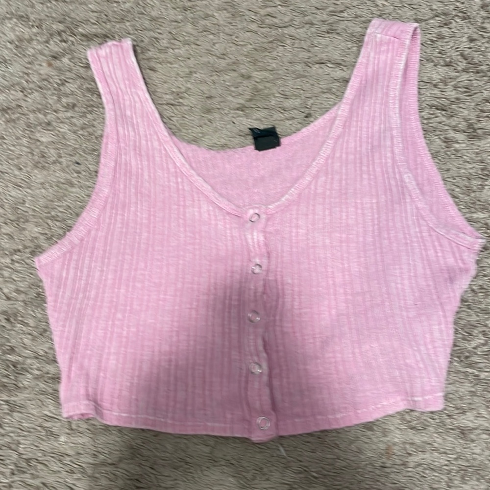 cropped tank top